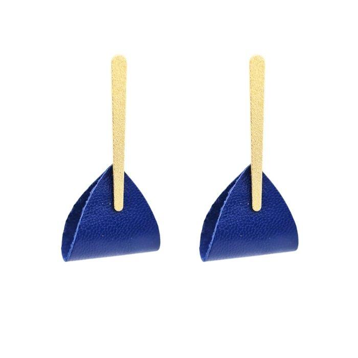 Boucles d'oreilles cuir fait main coloris bleu klein